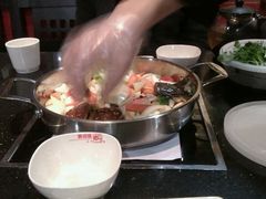 焖鲶鱼-黄记煌三汁焖锅(新世纪广场店)