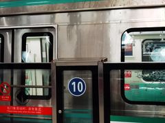 -朱辛庄(地铁站)