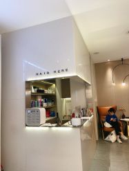 -HAIR HERE造型