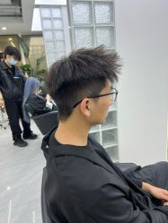 -赤道 Hair Salon