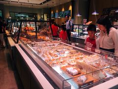 面包甜点陈列柜-巴黎贝甜(大宁国际商业广场店)