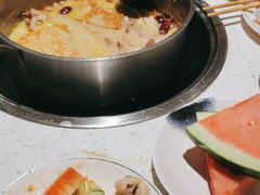 -三人行骨头王火锅(长寿店)