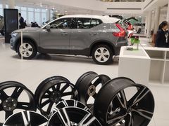 -杭州中沃沃尔沃4S店(滨江区店)