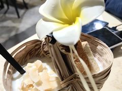 -啰啰冰屋(景洪总店)