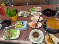 -四囍码头海鲜烧烤自助火锅(外滩南京东路悦荟广场店)