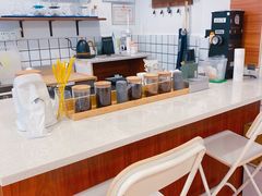 -C.Y Cafe