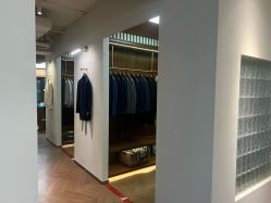 -优刻西服西装定制(金轮国际广场店)