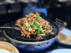炙子烤呼伦贝尔羔羊肉-喜悦烤鸭·新京菜(王府井店)