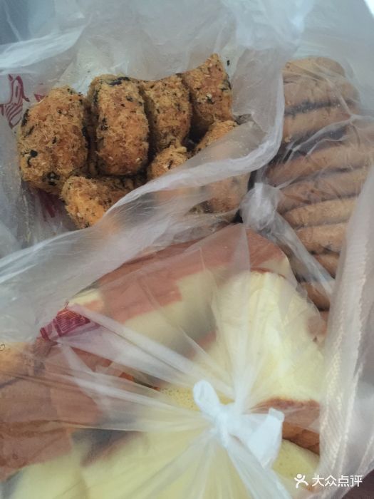 詹记宫廷桃酥王(三里庵店)肉松卷图片 - 第234张