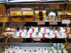 -85度C(生甜甜圈研究工坊·上海平凉店)