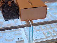 -鑫羽黄金首饰奢侈品回收鉴定