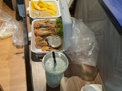 -班赞海鲜市场胖阿姨加工点