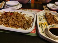 -威记烧嘢·南宁烧烤·超级生牛(绿地店)