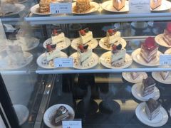面包甜点陈列柜-PETIT PARIS 小巴黎(凯德1818店)