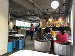 大堂-三炮海鲜烧烤店(河畔·幸福城店)