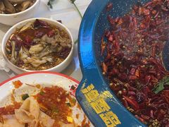 -渔香岛美蛙鱼头火锅(黔灵山公园店)