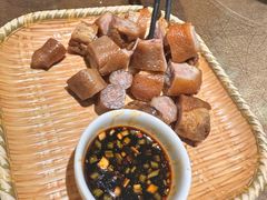 -东口码头·烧鸽子·鱼头泡饼·地方菜(金鹰悦城店)
