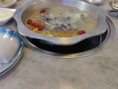 -光头药膳鸡(莱茵小镇店)