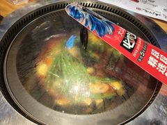 -山河屯铁锅炖·非遗东北菜(南山店)