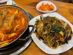 炒杂菜-喇喇排骨火锅·传统韩式脊骨汤(望京西园总店)