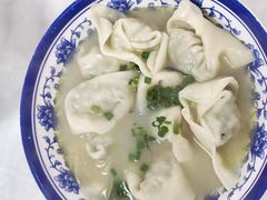 黄鱼馄饨-明呈黄鱼面馆(斜土路店)