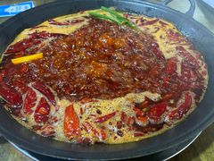 -黄潇洒老火锅(九眼桥宏济巷店)