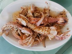 -三姐妹·海鲜大排档