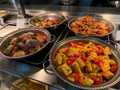 -圣丰索菲特·2 On 988 Café 自助餐厅