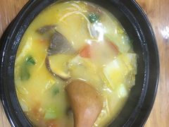 -金陵杨胖子·砂锅麻辣烫(金轮新天地店)