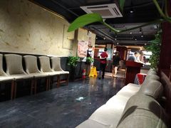 大堂-蜀留香火锅·始于1999·原四川老火锅(白堤路店)