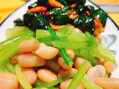 -山里屯铁锅炖·东北菜(康桥店)