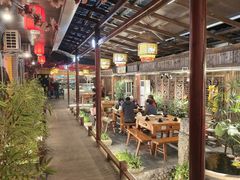 -三道苗苗鱼·美蛙黄辣丁(八里店)