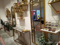 -肆兮眼镜·蔡司·徕卡战略合作店(大坪店)