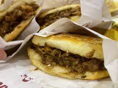 牛肉烧饼（多肉）-穆得·老周家牛肉烧饼(普利街店)