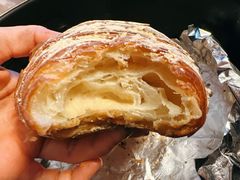 豆乳羊角-OUR Bakery(三里屯太古里店)