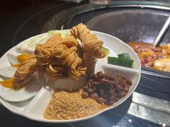 -挂旗柴锅鸡(蚌山区嘉年华店)