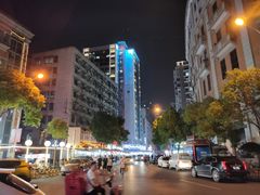 -吉庆街美食广场