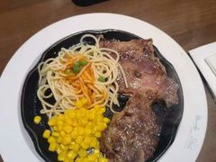 -豪客来牛排(空港华联店)