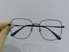 -罗伯特眼镜·蔡司官方授权(罗湖国贸店)
