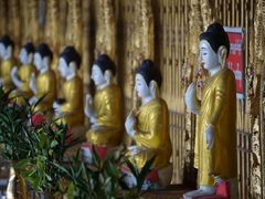 -ခြောက်ထပ်ကြီးရွှေသာလျောင်းဘုရားကြီး