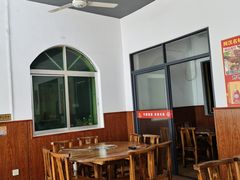 -阿汉名材老鸡汤饭店(金鸡岭店)