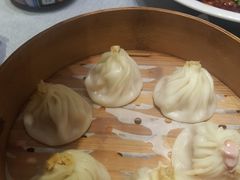 蟹粉小笼包-绿波廊(豫园店)