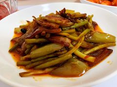 尖椒炒腊肉-俏江南(中山路先天下广场店)