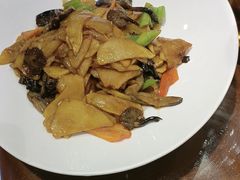 -那家老院子东北菜·饺子·小鸡炖蘑菇(艳华街店)