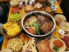 -岗上渣渣老火锅(两路口店)