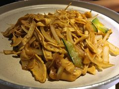 -吕氏疙瘩汤·海鲜新鲁菜(凯德mall新都心店)