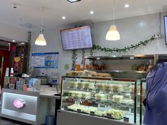 -白玉兰食品(中山公园龙之梦店)