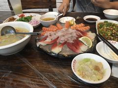 -官塘锋记鱼生·生腌·砂锅粥(牌坊街店)