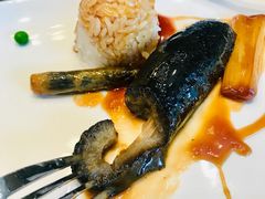 葱烧海参配乌米菌-鲁采LU STYLE(新天地店)