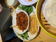 -关东小磨东北菜(上海长风大悦城店)